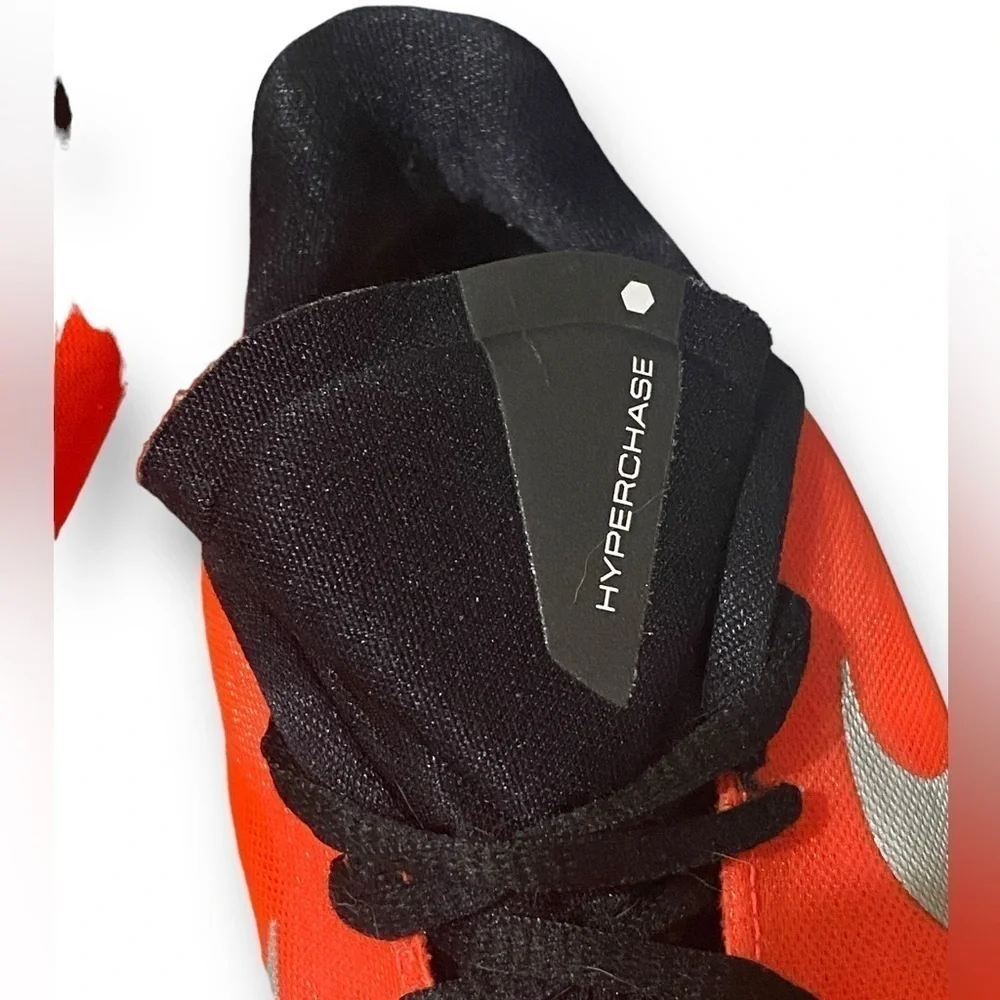 NIKE “Hyperchase” Premium Rouge Sneakers. Men’s Size 10 Bright Orange ECU